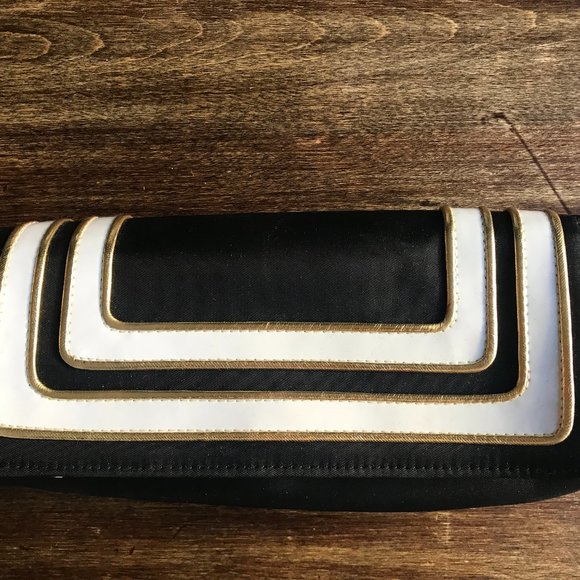 MAC Clutch/Make Up holder 👛👜👝 - Picture 2 of 4